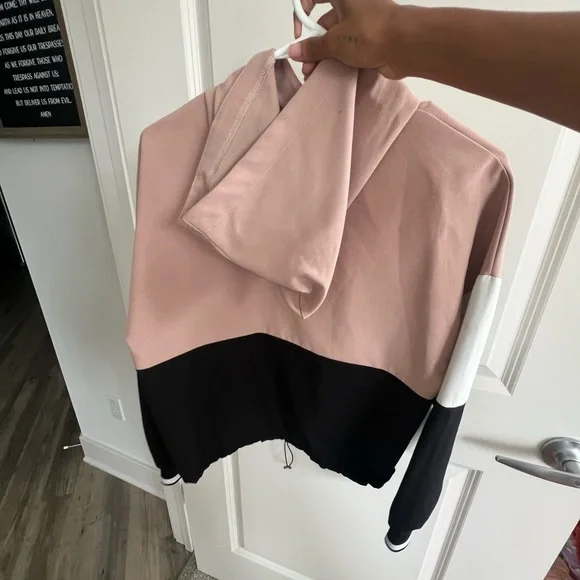 Zara Bomber Sweat top - Picture 2 of 2